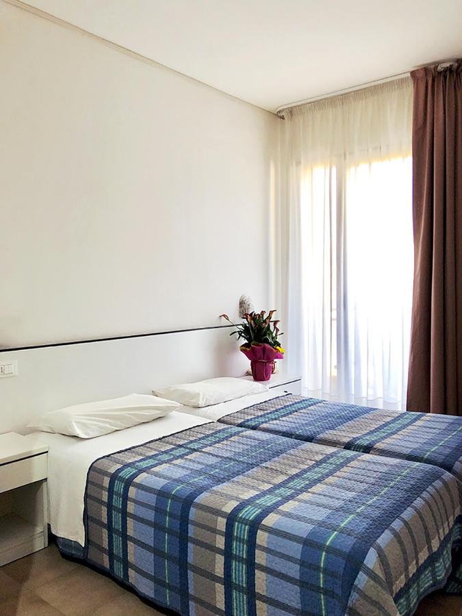 Hotel Ondina Lido di Jesolo Exterior foto